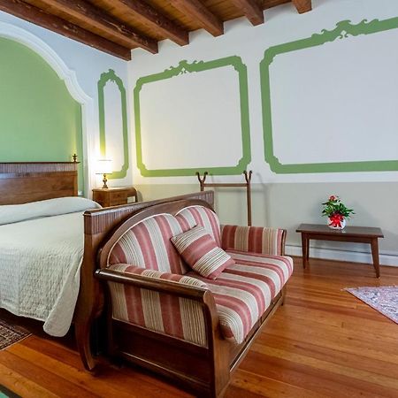 Palazzo Scolari Bed and Breakfast Polcenigo Exteriör bild