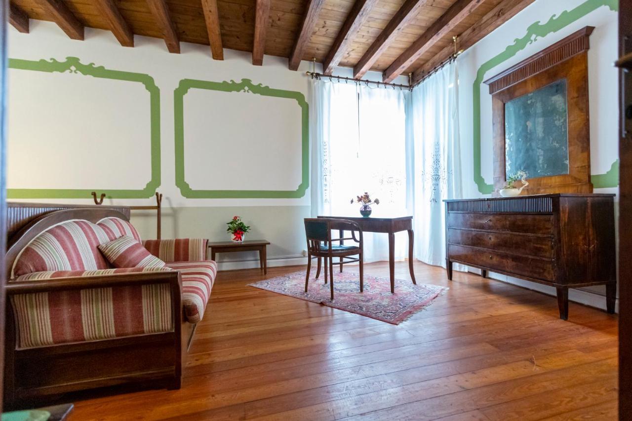 Palazzo Scolari Bed and Breakfast Polcenigo Exteriör bild
